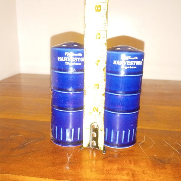 1960s AO SMITH Blue Harvestore Silo Salt & Pepper Shakers *Rare* - Picture 9 of 9